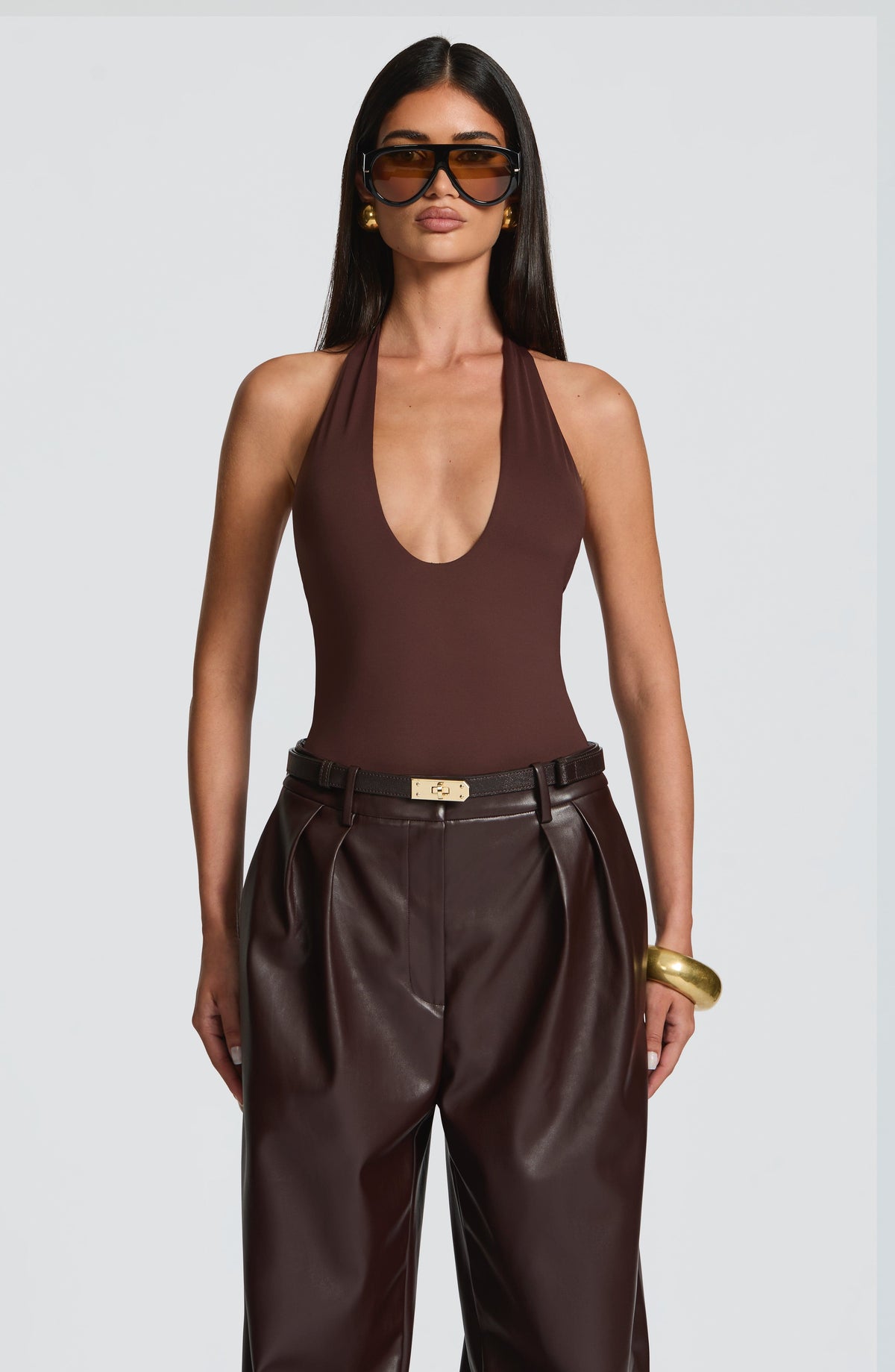 Pantalón Ancho Efecto Piel Glenda – Marrón Ciruela