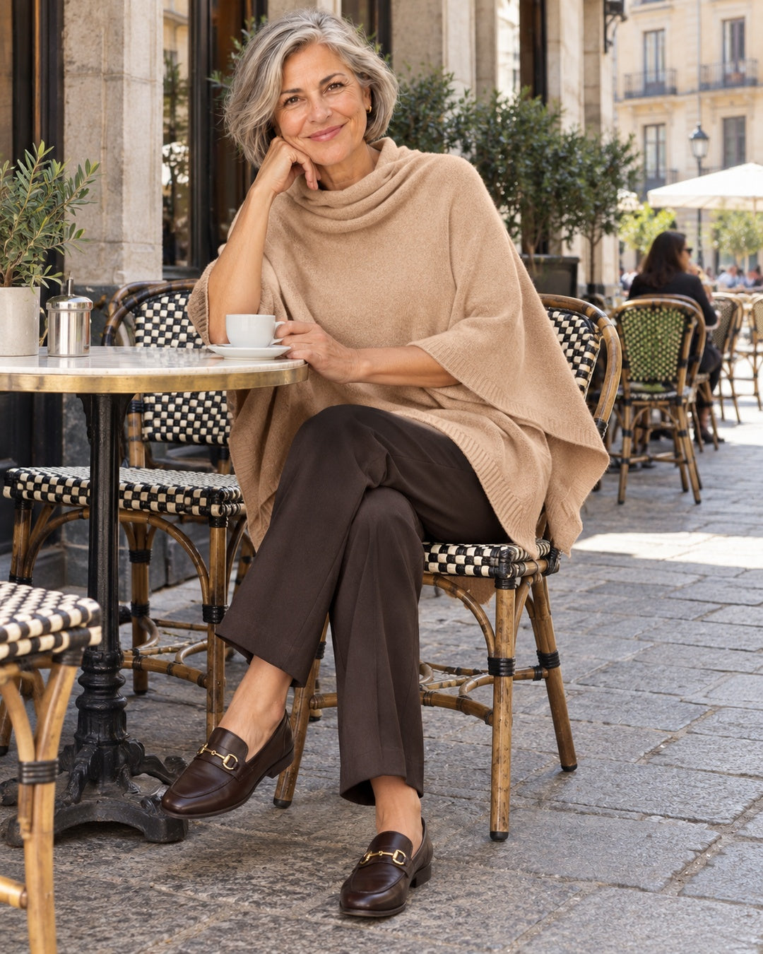 Poncho Jersey de Cuello Alto · 4