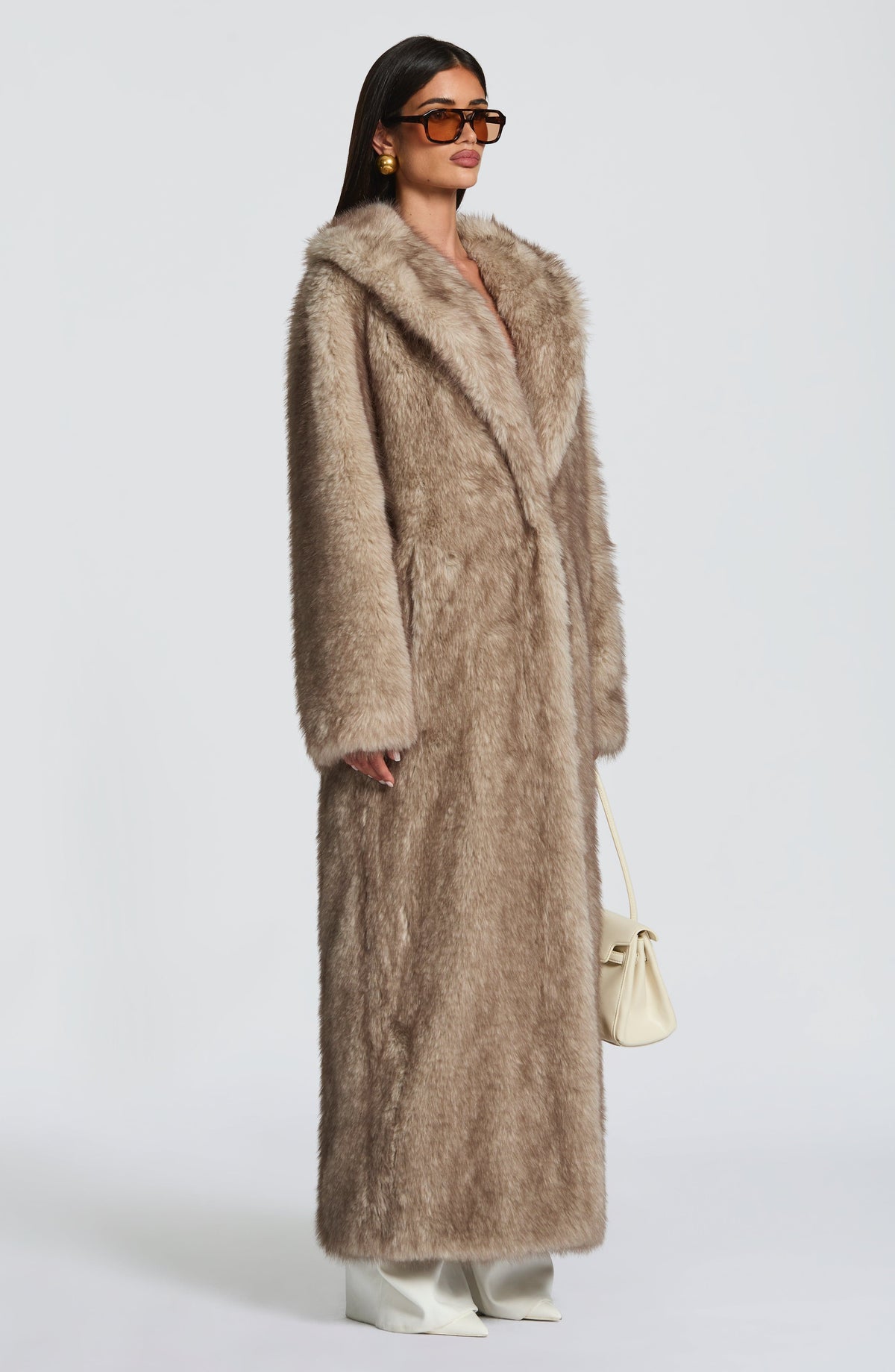 Abrigo Largo de Pelo Sintético Willow – Beige