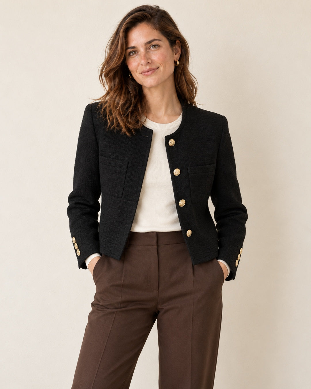 Chaqueta de Tweed con Botones Dorados · 1