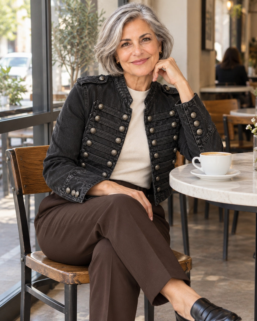 Chaqueta Militar con Botones – Negro · 4