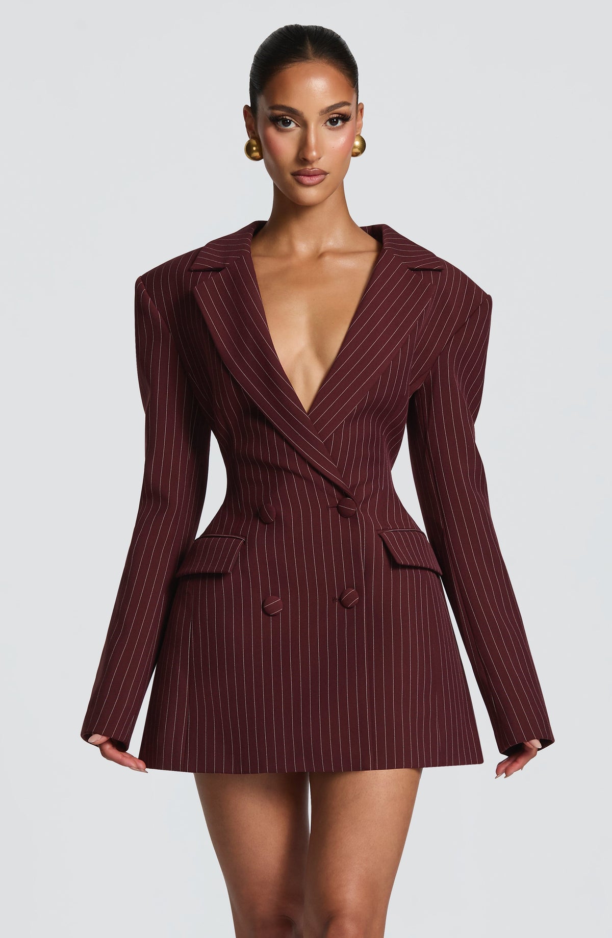 Vestido Blazer Cruzado Elvira – Burdeos Raya Diplomática