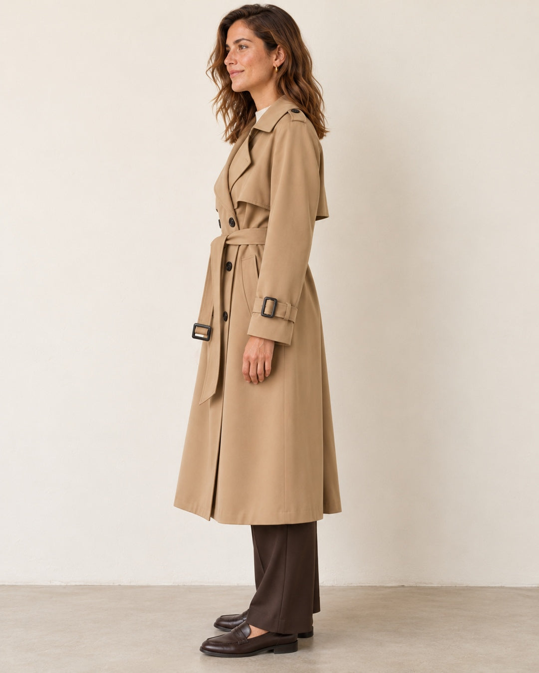 Gabardina Clásica con Cinturón · 6
