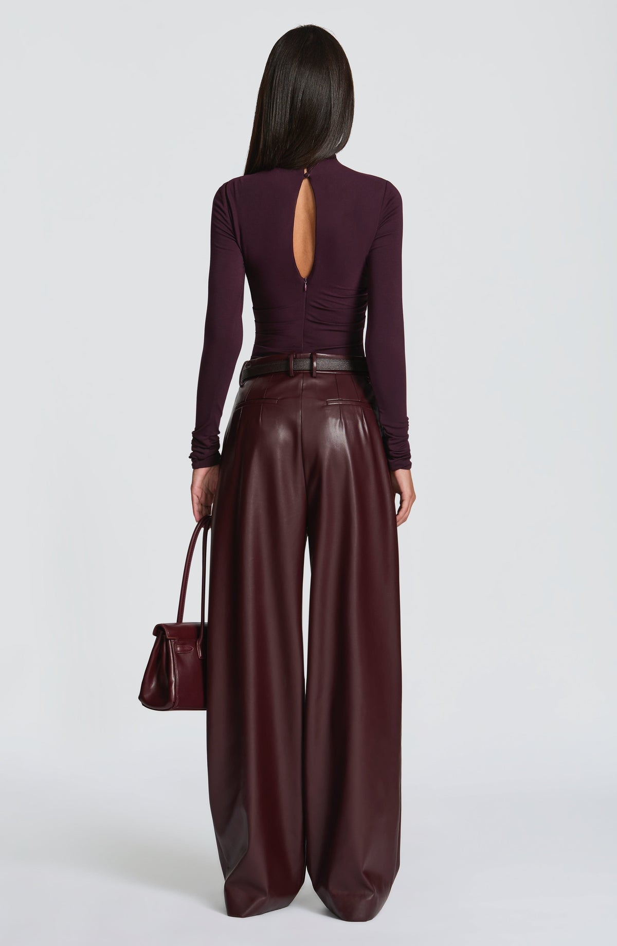 Pantalón Ancho Efecto Piel Glenda – Ciruela