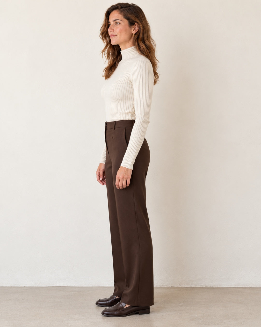Jersey Ajustado de Cuello Alto – Crema · 6